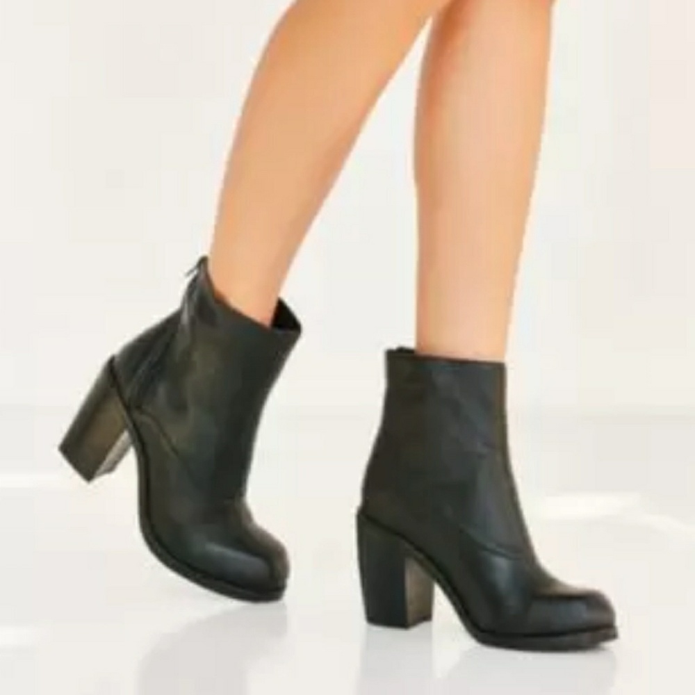 Jeffery Campbell Arundel boots